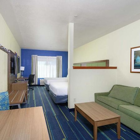 Triple Play Resort Hotel & Suites Hayden Ngoại thất bức ảnh