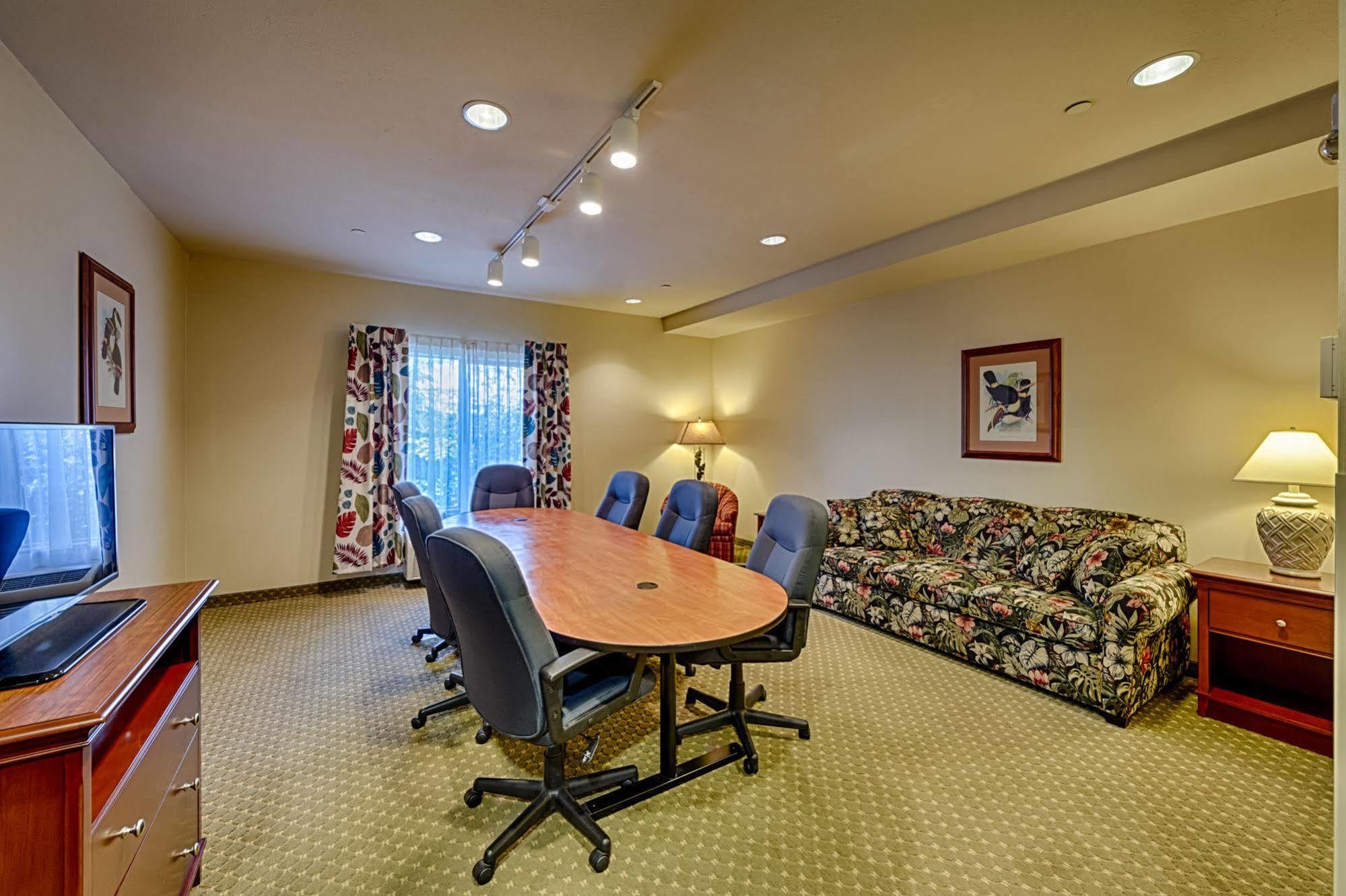 Triple Play Resort Hotel & Suites Hayden Ngoại thất bức ảnh