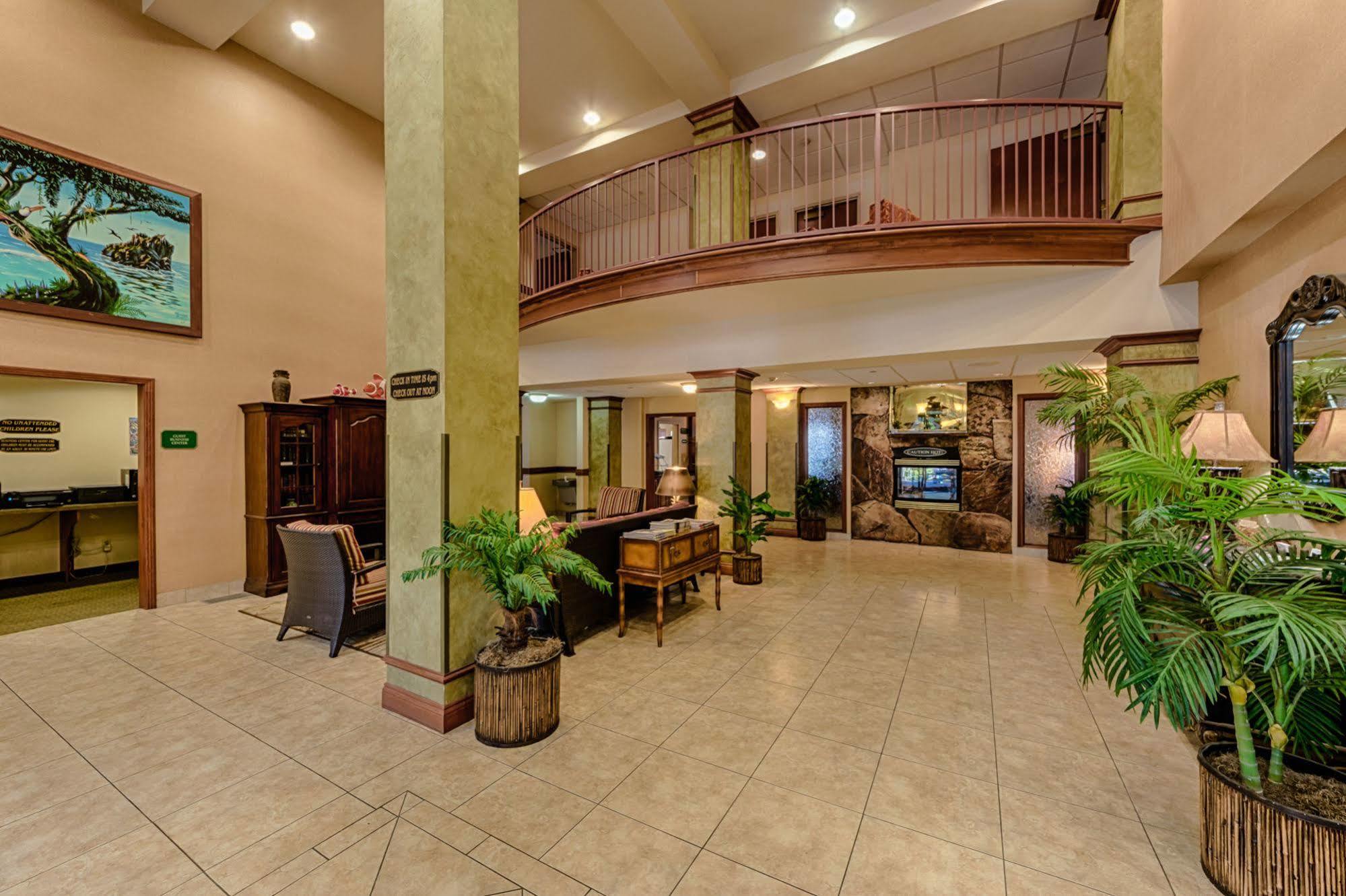 Triple Play Resort Hotel & Suites Hayden Ngoại thất bức ảnh